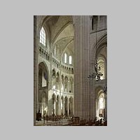 Soissons, photo PMRMaeyaert, Wikipedia, south transept,2.jpg